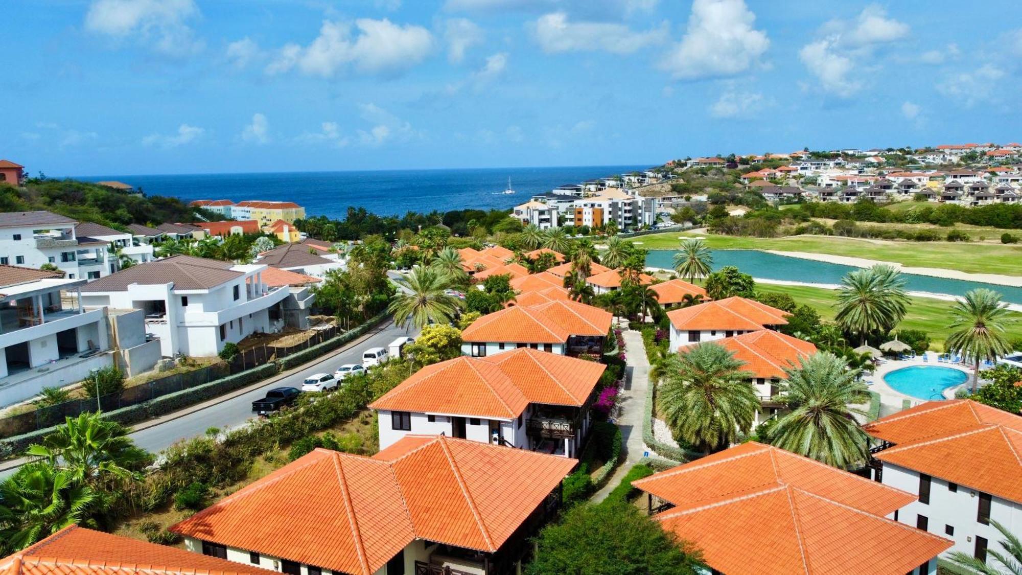 Blue Bay Beach Villas & Apartments Exteriör bild
